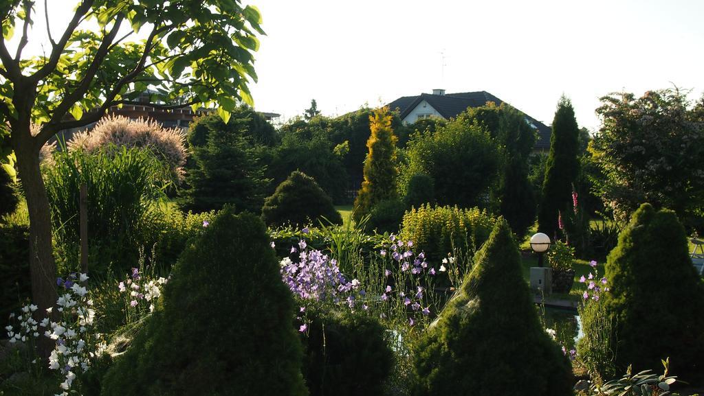 Noclegi Pod Lasem Lublino Esterno foto